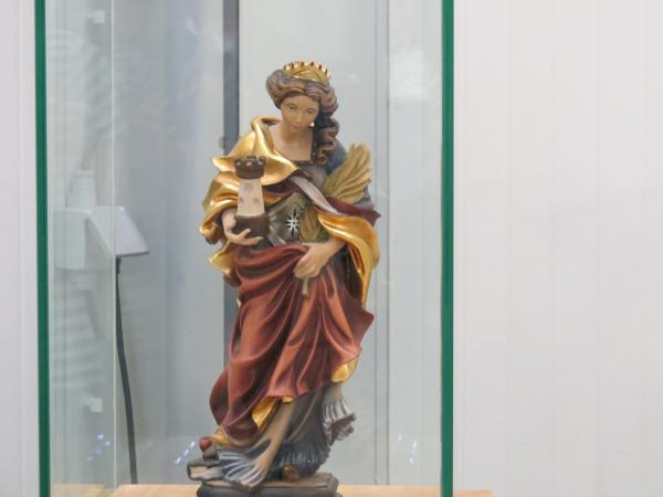 St Barbara, Patron Saint of artillery and mining, she protects against lightning and explosions. Photo: Ele Carpenter, HADES, Mol, 2016. St Barbara, Patron Saint of artillery and mining, she protects against lightning and explosions. Photo: Ele Carpenter, HADES, Mol, 2016.